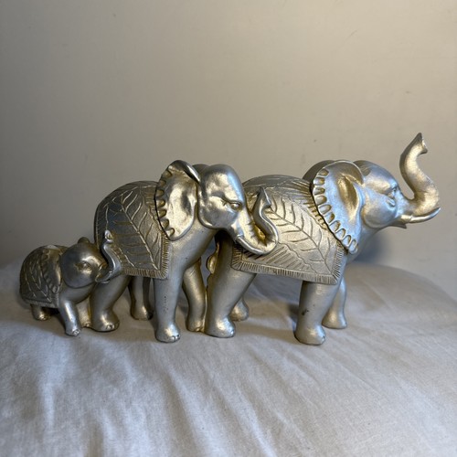 Elephant ornament silver tone - silver,