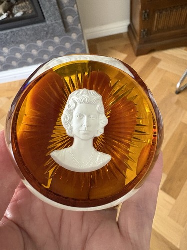 Baccarat queen elizabeth - queen,