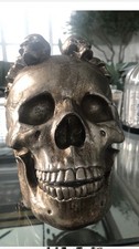 Resin Skull Ornament 