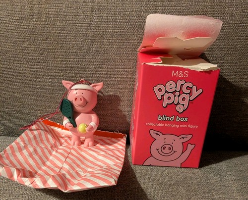 Percy pig blind - pig, box