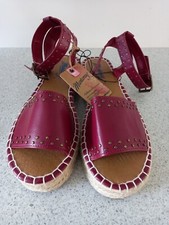 BRAND NEW, Mantaray Ladies Low