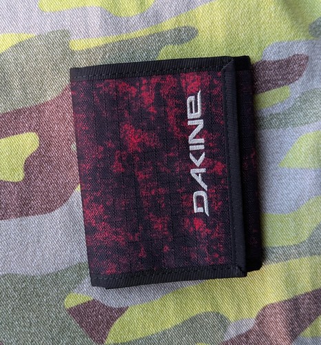 Dakine diplomat lava wallet - diplomat,