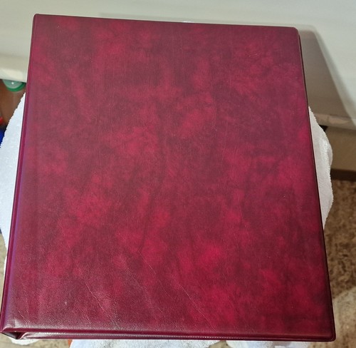 Guardian postcard album maroon - album,