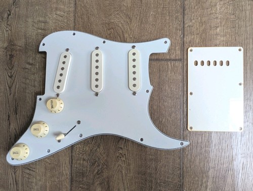 Genuine squier strat yako - genuine,