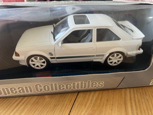 Sunstar ford escort rs - 1/18,