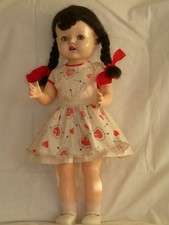 22-inch hard-plastic Pedigree