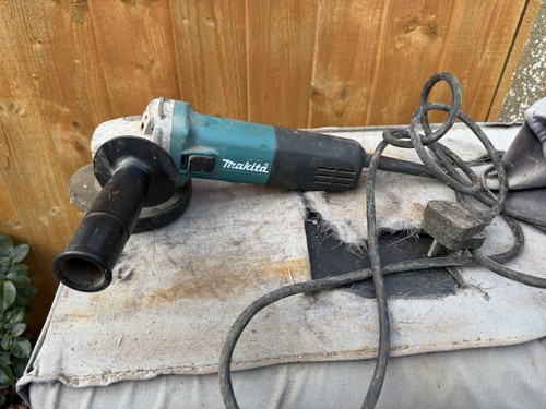 Makita 9558nb 125mm angle - 125mm,