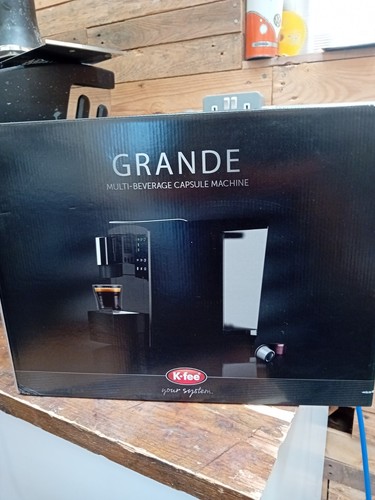 Fee grande capsule machine - grande,