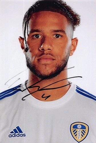 Tyler roberts signed 6x4 photo - roberts,