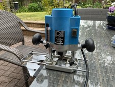 Powerbase 1020W Plunge Router