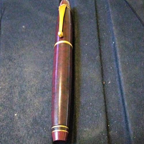 Vintage fountain pen marbled - pen,