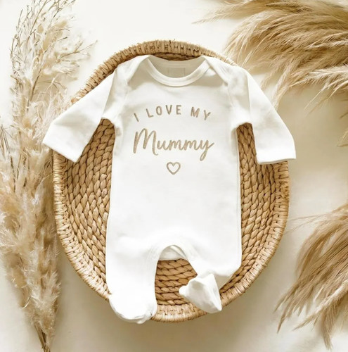 Embroidered love mummy - "i, mummy"
