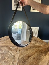 Wall Hanging Circular Metal