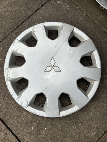 Mitsubishi colt wheel trim - 14",
