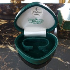 AN ORIGINAL LADIES VINTAGE