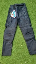 Akito force leather - akito, v