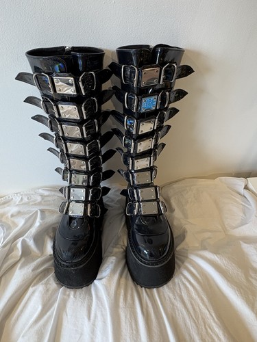 Demonia damned 318 boots size - demonia,