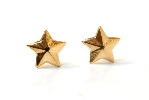 9ct gold childs star stud - 9ct,