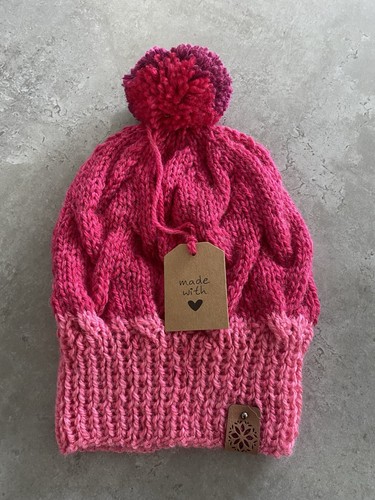 Hand knitted cable knit - cable,