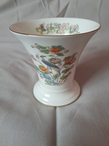 Wedgewood bone china vase - wedgewood,