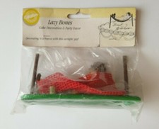 Wilton Lazy Bones / Man In Hammock Cake Topper 1978 / 1979 / 1991 - 5½" x 3" 
