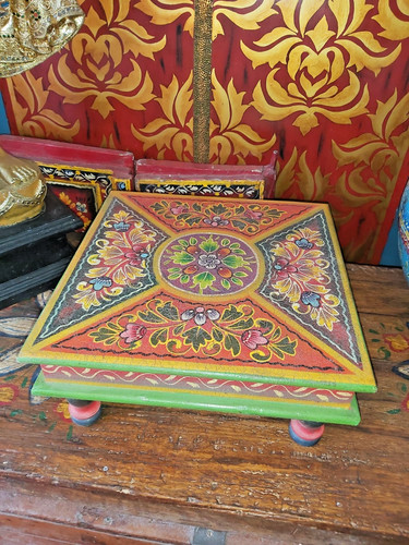 Hand painted small wooden - hand,
