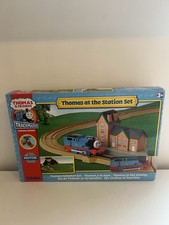 TrackMaster Tomy Thomas And Friends Thomas At The Station Set Brand New In Box