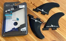 FCS II Performer, Thruster Tri Fin set. Essential Series.
