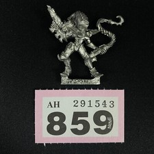 1 FEMALE SYBARITE DRUKHARI DARK ELDAR CHAMPION WARHAMMER 3RD EDITION 1998 40K