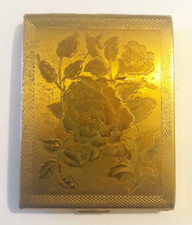 VINTAGE ZENETTE POWDER COMPACT