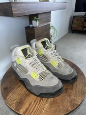 Air Jordan 4 Retro SE 95 Neon