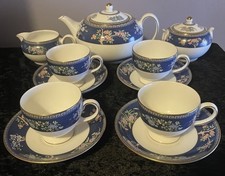 Wedgwood Blue Siam Tea Pot & 4 Cups & Saucers Milk & Sugar 11 pieces A 1