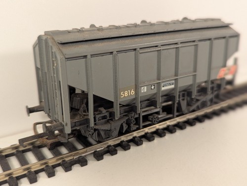 Hornby bulk grain wagon - grain,