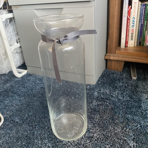 Tall glass vase - tall,