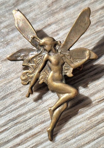 Fairycore winged fairy brooch - fairy,