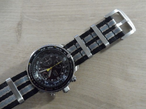 James bond time - bond, nato