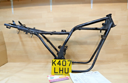 Kawasaki gpz 305 main - gpz,