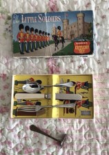 Vintage Cutlery Kiddies Set Little Soldiers In Box.