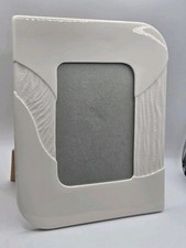 Belleek Living Sandwave
