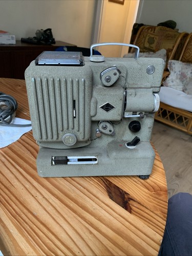 Eumig vintage projector - p8,