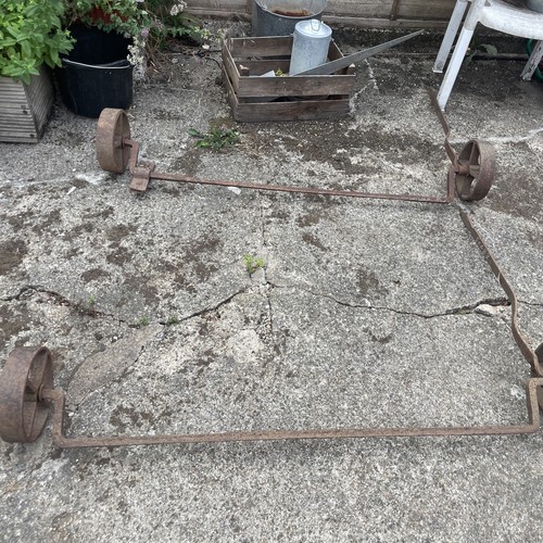 Superb iron wheels and - iron, raising