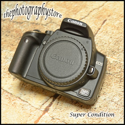 Super condition black canon - super,