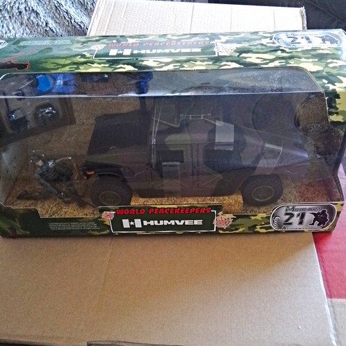 World peacekeepers humvee 18 - world, 1:18