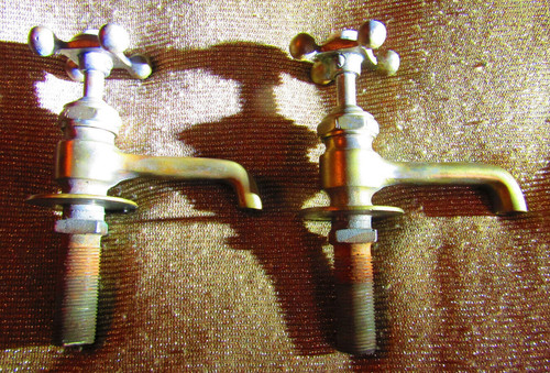 Pedestal sink vintage - vintage, bathroom