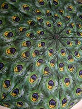"GALLERIA Peacock Folding