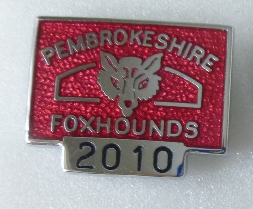 Pembrokeshire foxhunds enamel - foxhunds,