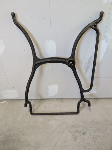 Singer sewing machine treadle - machine,