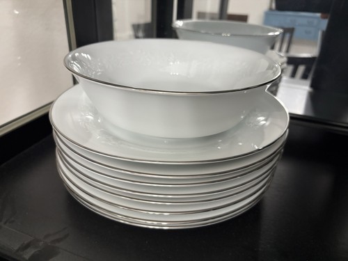 Noritake reina 6450 china - noritake,