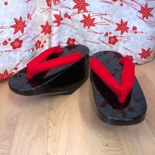 Japanese “Maiko Pokkuri”