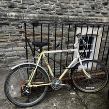 Raleigh Maverick Road Bike 1980s Vintage